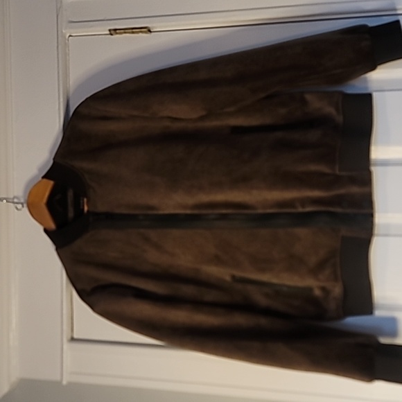 Zara Bomber - Picture 1 of 6